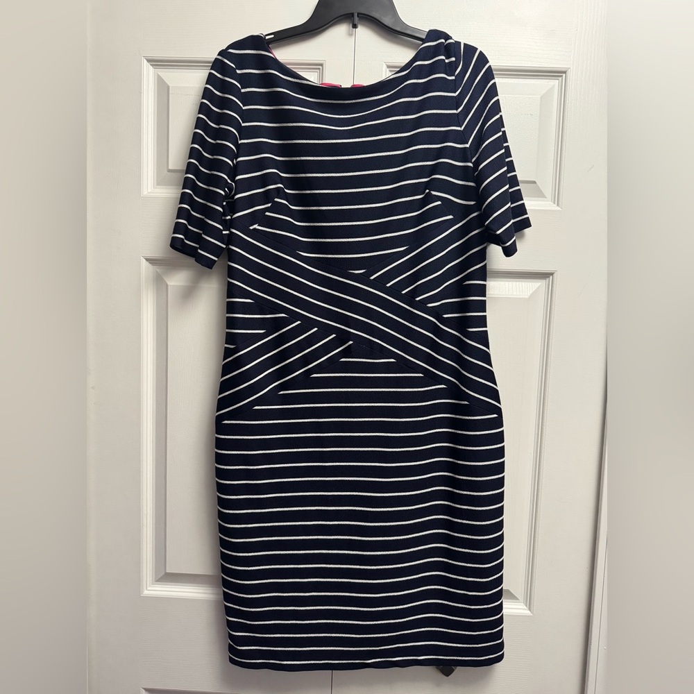 Short sleeve Jessica Howard size 16 dress